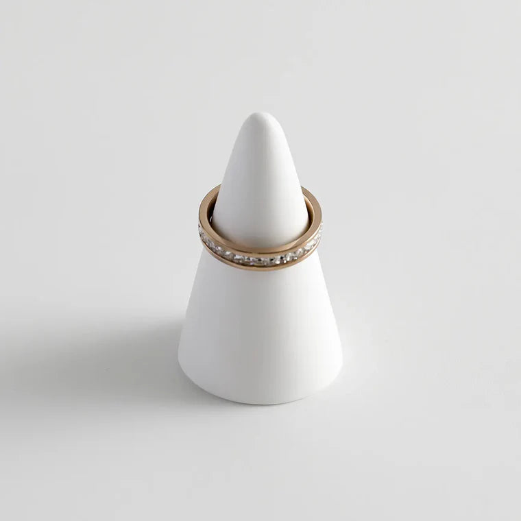 200 Ring Holder